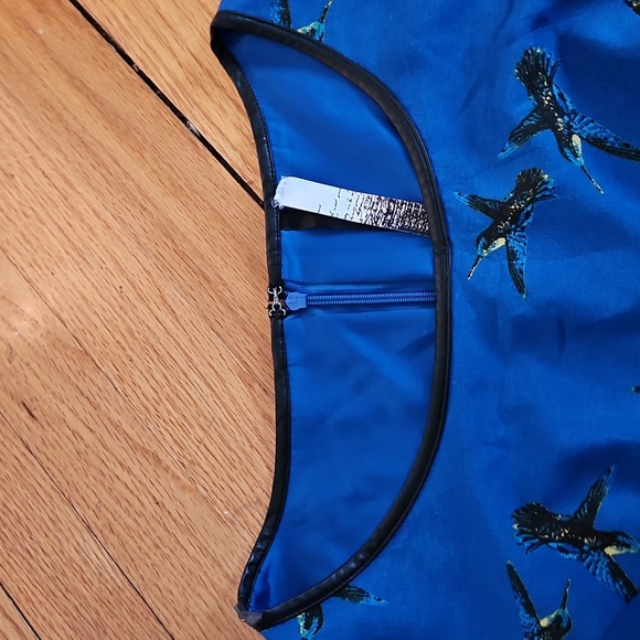 Kensie Blue A-Line Mini Dress, Cap Sleeves, Hummingbird Pattern, Belt, Zipper - Picture 4 of 12